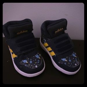 Adidas, toddler high tops. Size 5.